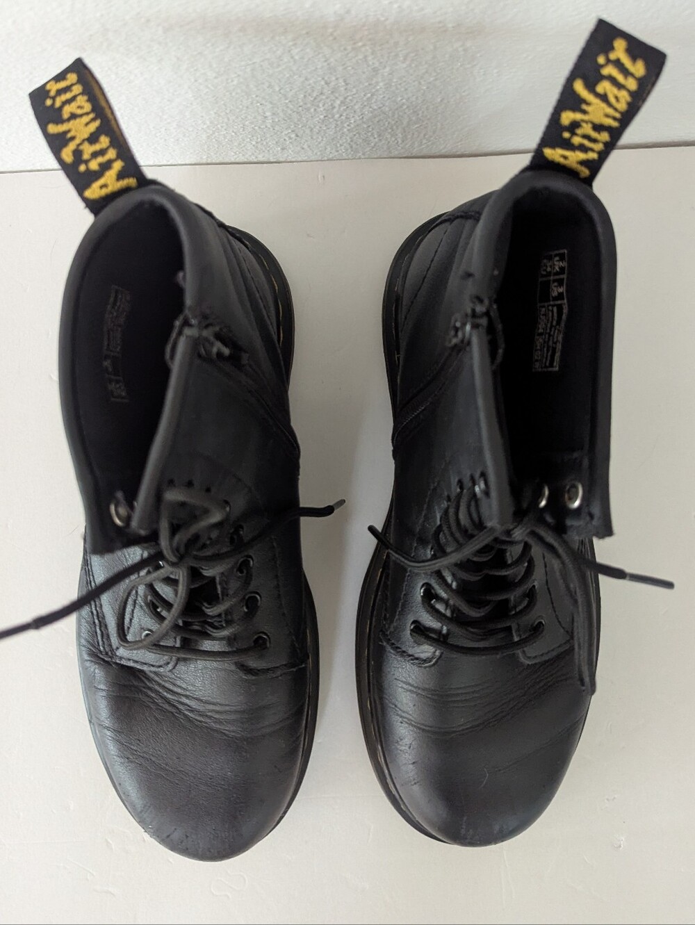 Dr. Martens 1460 Juniors Lace Up Boots Combat Black Size 3 US - Picture 3 of 10